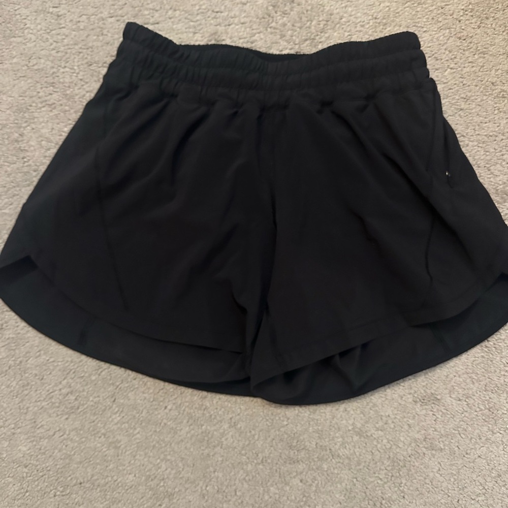 Lululemon Track That mid Rise 5” Shorts